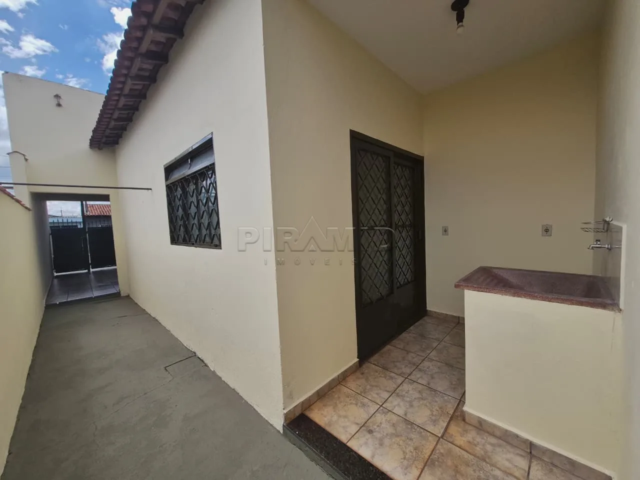 Alugar Casa / Padr&atilde;o em Ribeir&atilde;o Preto R$ 1.500,00 - Foto 10