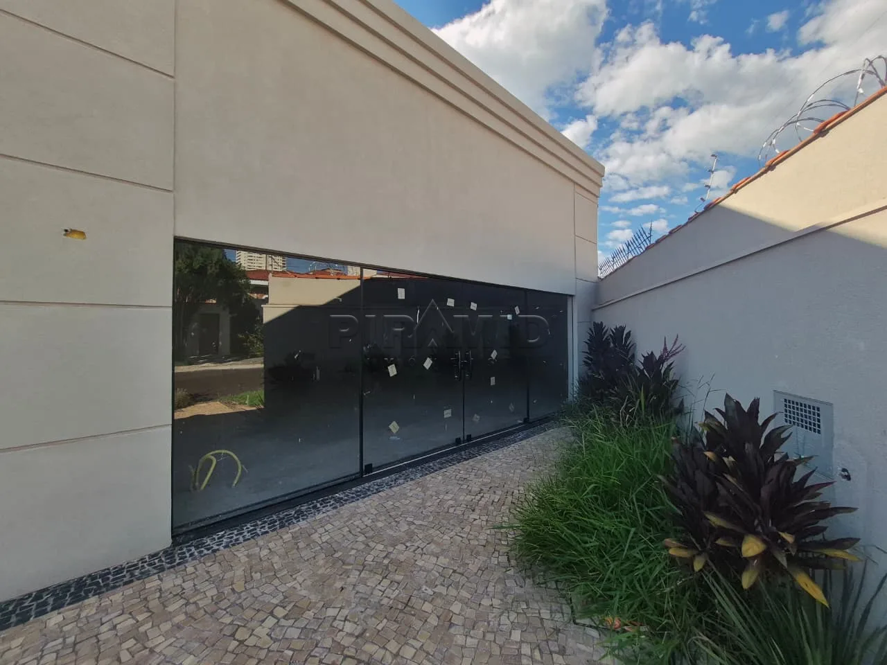 Alugar Comercial / Sal&atilde;o em Ribeir&atilde;o Preto R$ 4.853,00 - Foto 2