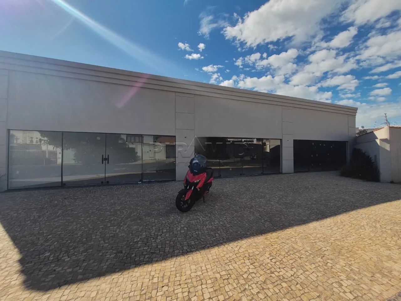 Alugar Comercial / Sal&atilde;o em Ribeir&atilde;o Preto R$ 6.334,00 - Foto 3