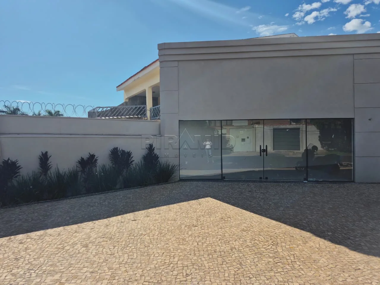 Alugar Comercial / Sal&atilde;o em Ribeir&atilde;o Preto R$ 8.916,00 - Foto 1