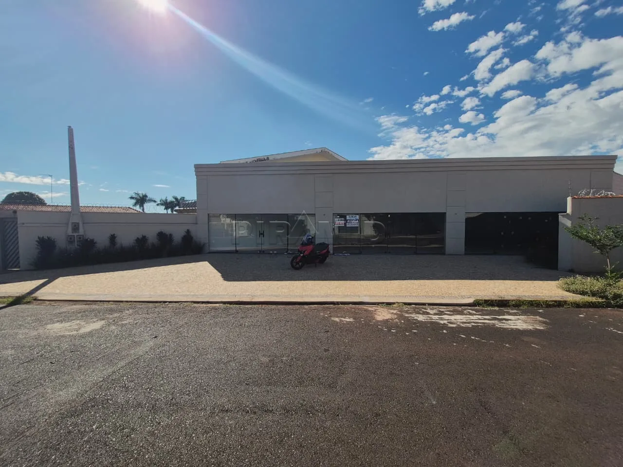 Alugar Comercial / Sal&atilde;o em Ribeir&atilde;o Preto R$ 8.916,00 - Foto 2