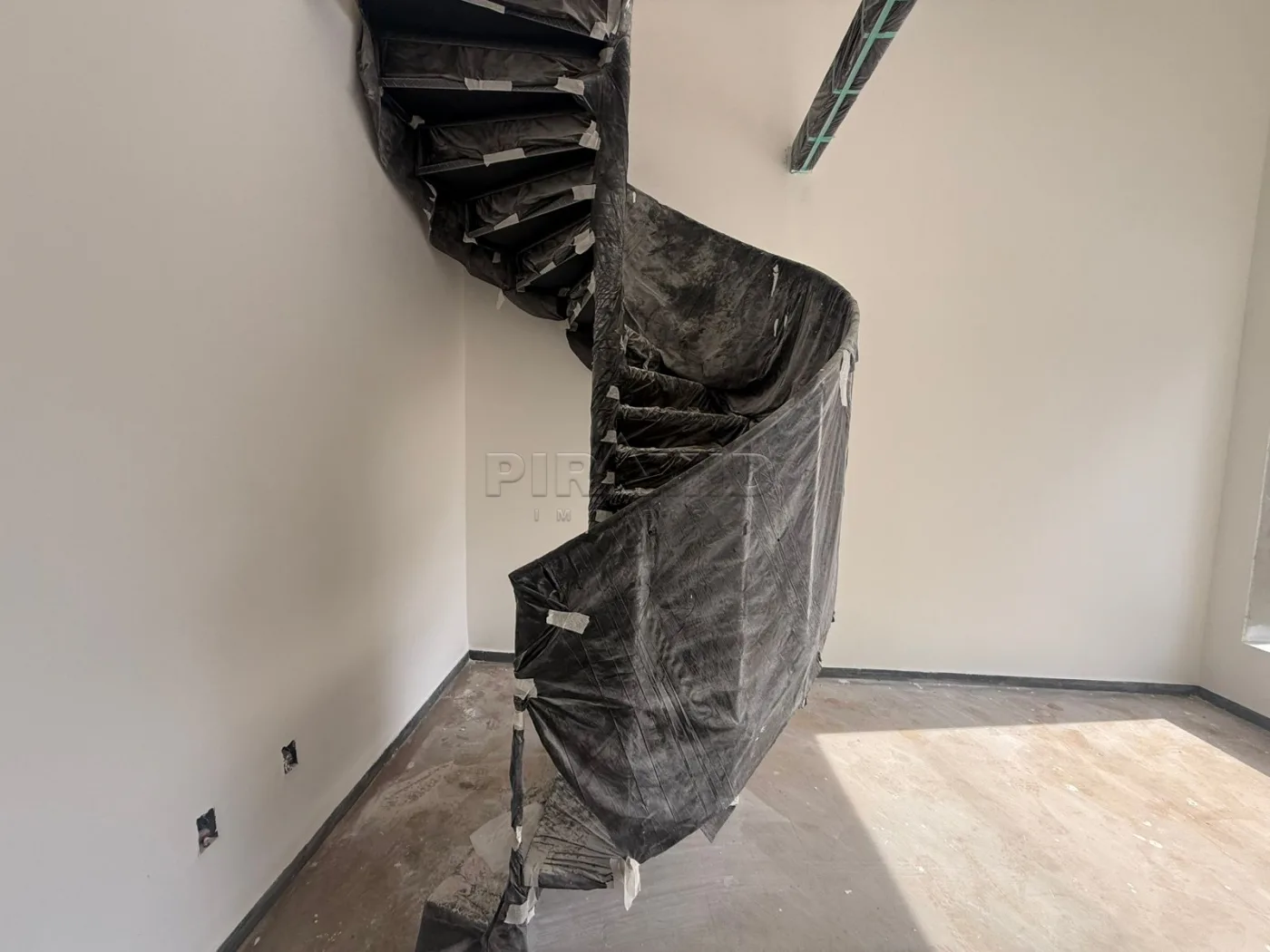 Alugar Comercial / Sal&atilde;o em Ribeir&atilde;o Preto R$ 3.200,00 - Foto 5