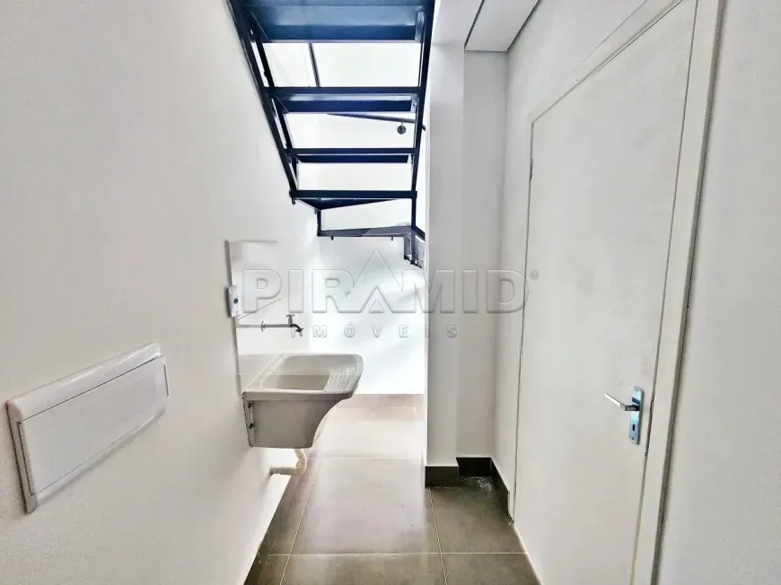 Alugar Comercial / Sal&atilde;o em Ribeir&atilde;o Preto R$ 3.000,00 - Foto 4