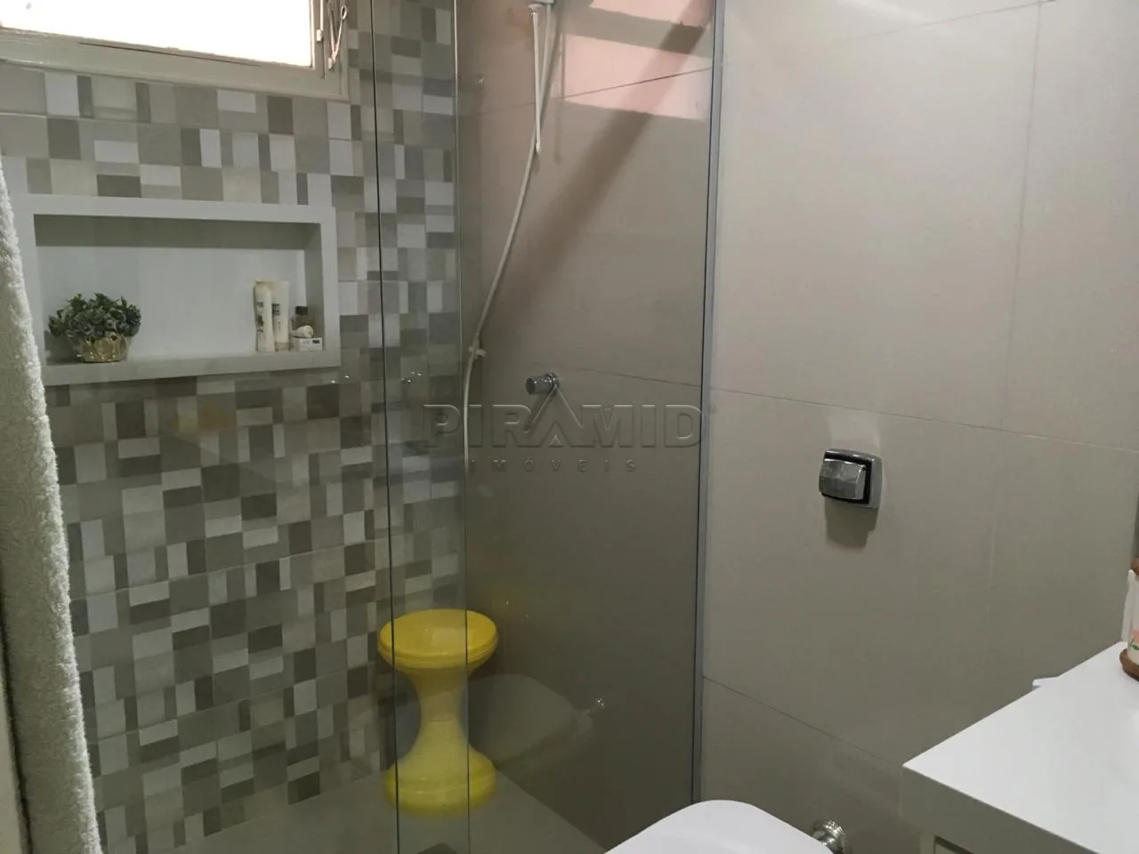 Comprar Apartamento / Padr&atilde;o em Ribeir&atilde;o Preto R$ 320.000,00 - Foto 17