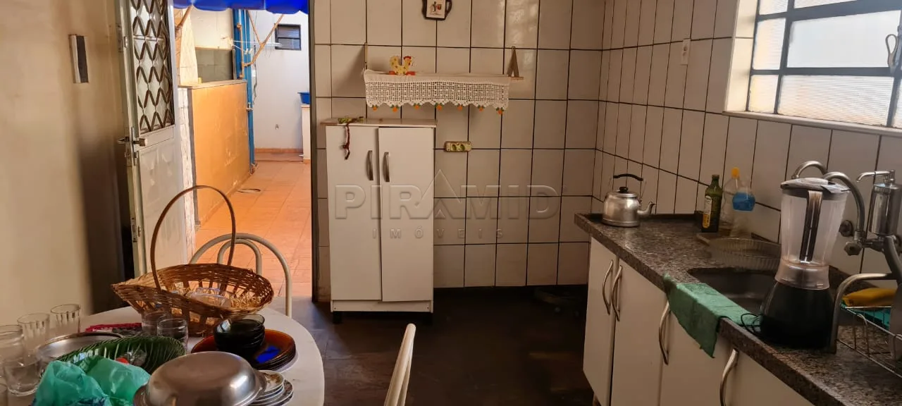 Comprar Casa / Padr&atilde;o em Ribeir&atilde;o Preto R$ 300.000,00 - Foto 5