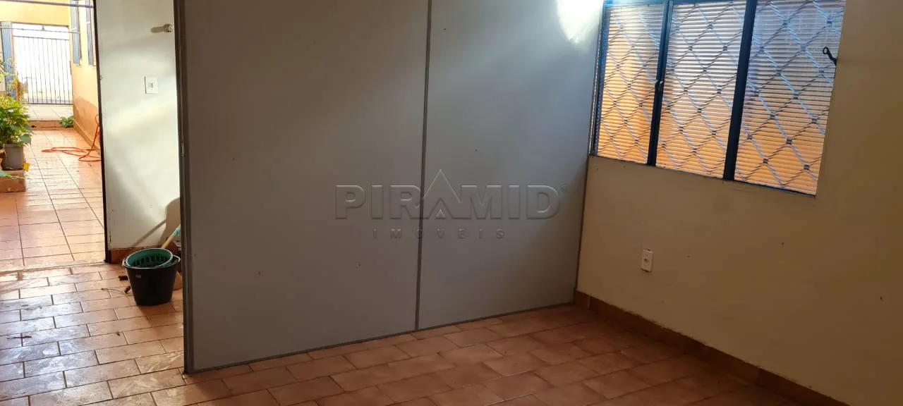 Comprar Casa / Padr&atilde;o em Ribeir&atilde;o Preto R$ 300.000,00 - Foto 12