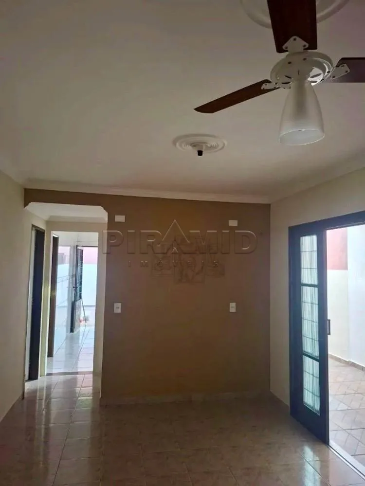 Alugar Casa / Padr&atilde;o em Ribeir&atilde;o Preto R$ 1.750,00 - Foto 1