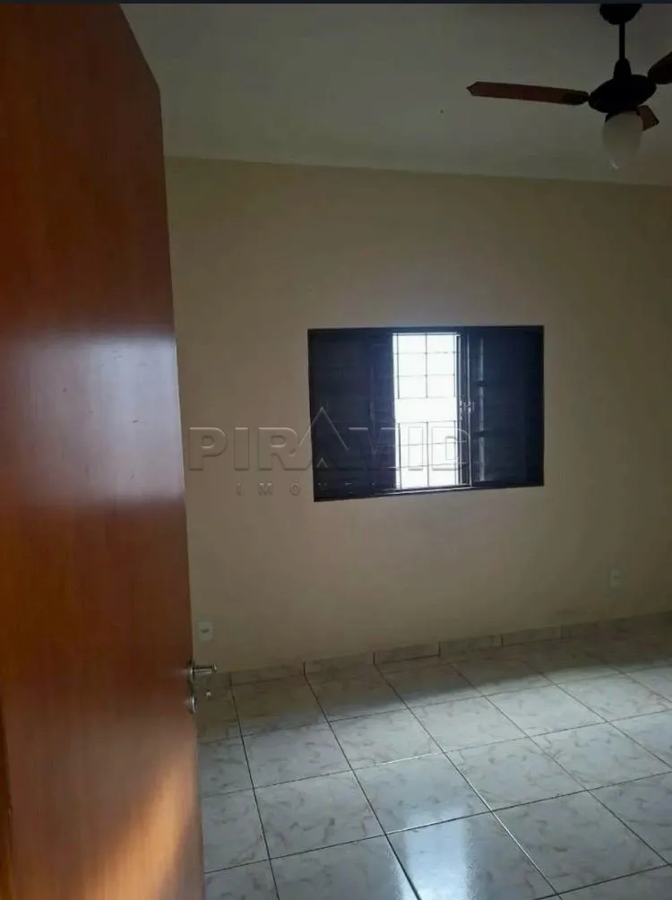 Alugar Casa / Padr&atilde;o em Ribeir&atilde;o Preto R$ 1.750,00 - Foto 3
