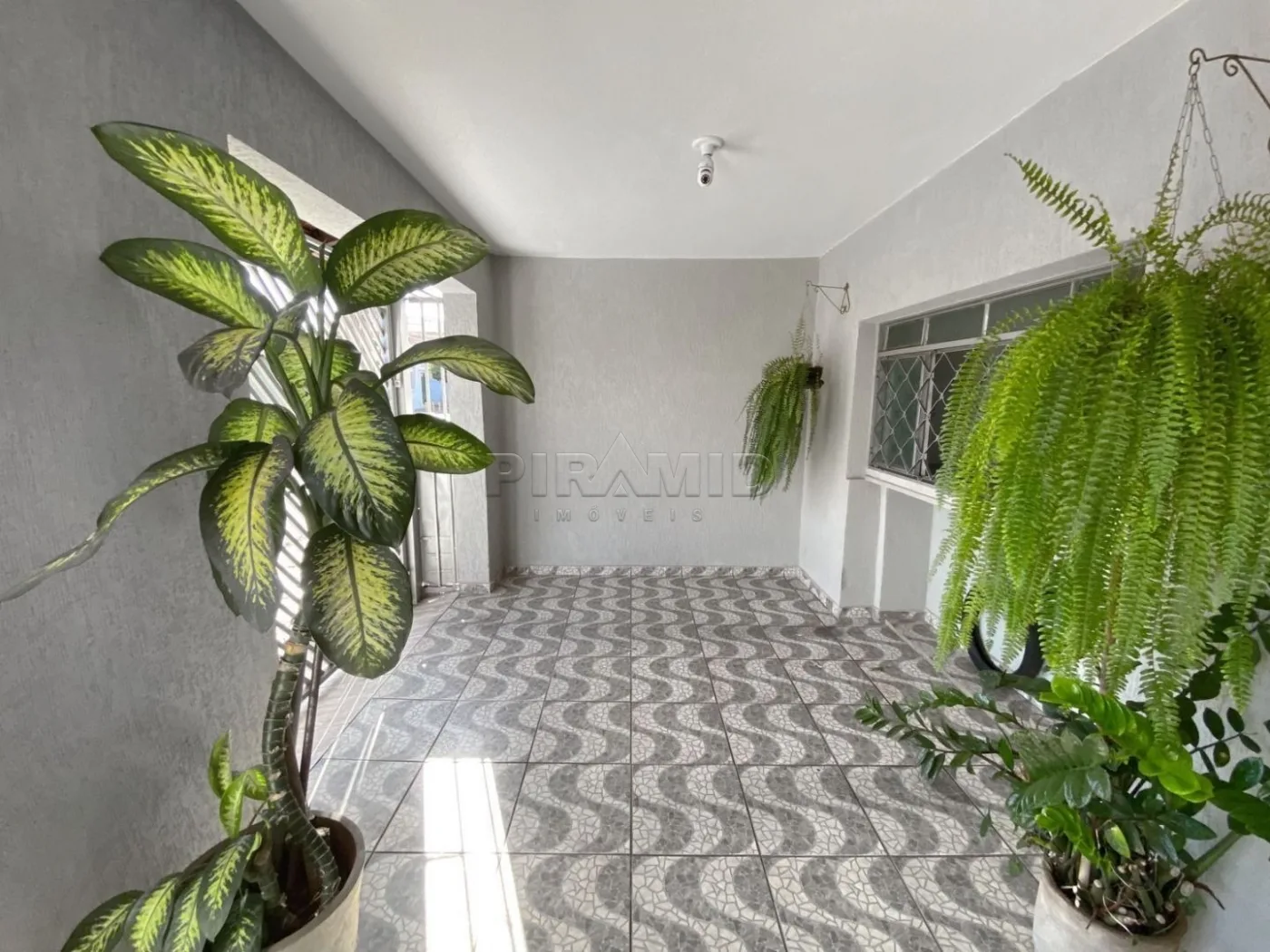 Comprar Casa / Padr&atilde;o em Ribeir&atilde;o Preto R$ 350.000,00 - Foto 2