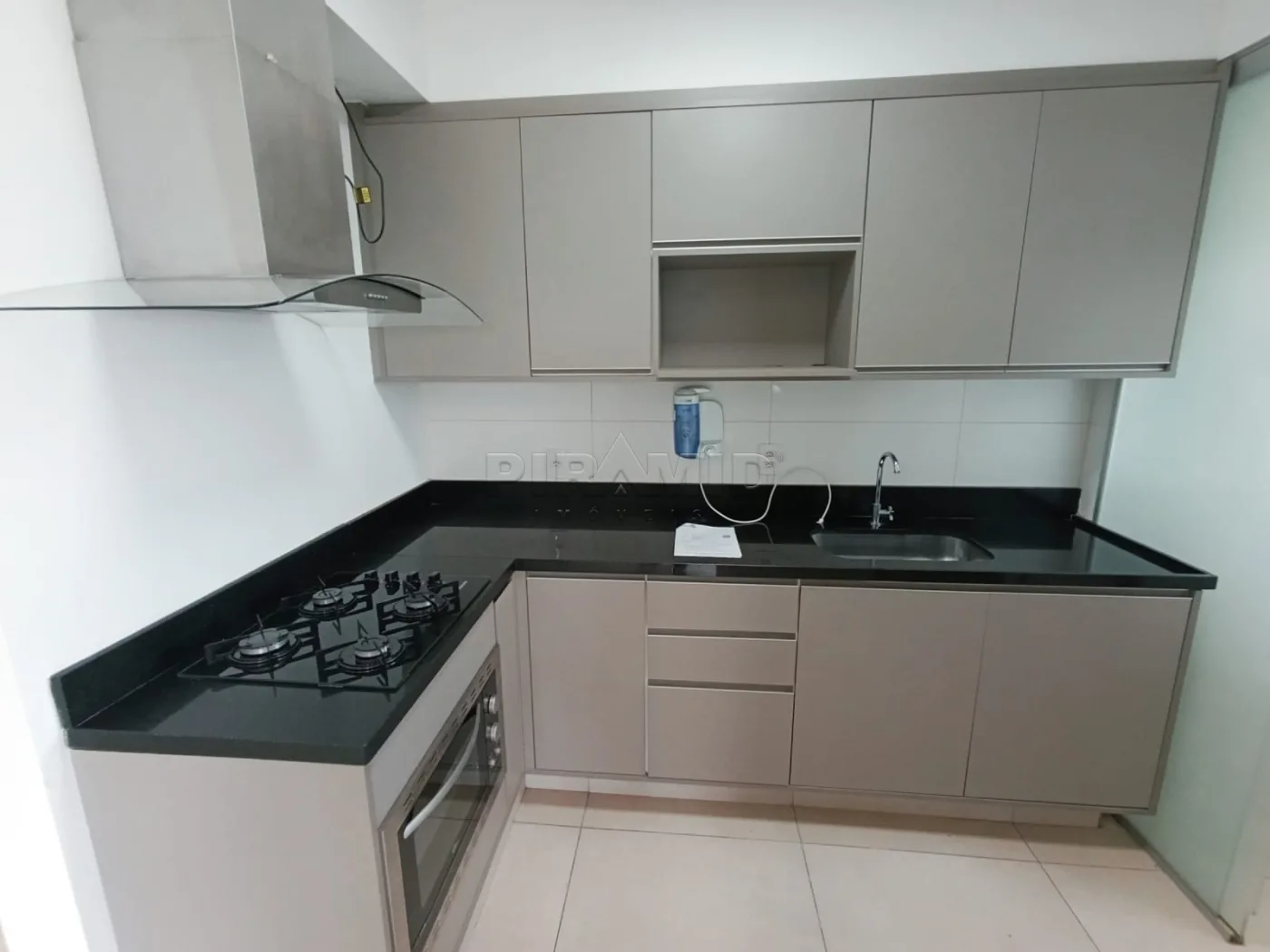 Alugar Apartamento / Padr&atilde;o em Ribeir&atilde;o Preto R$ 3.500,00 - Foto 8