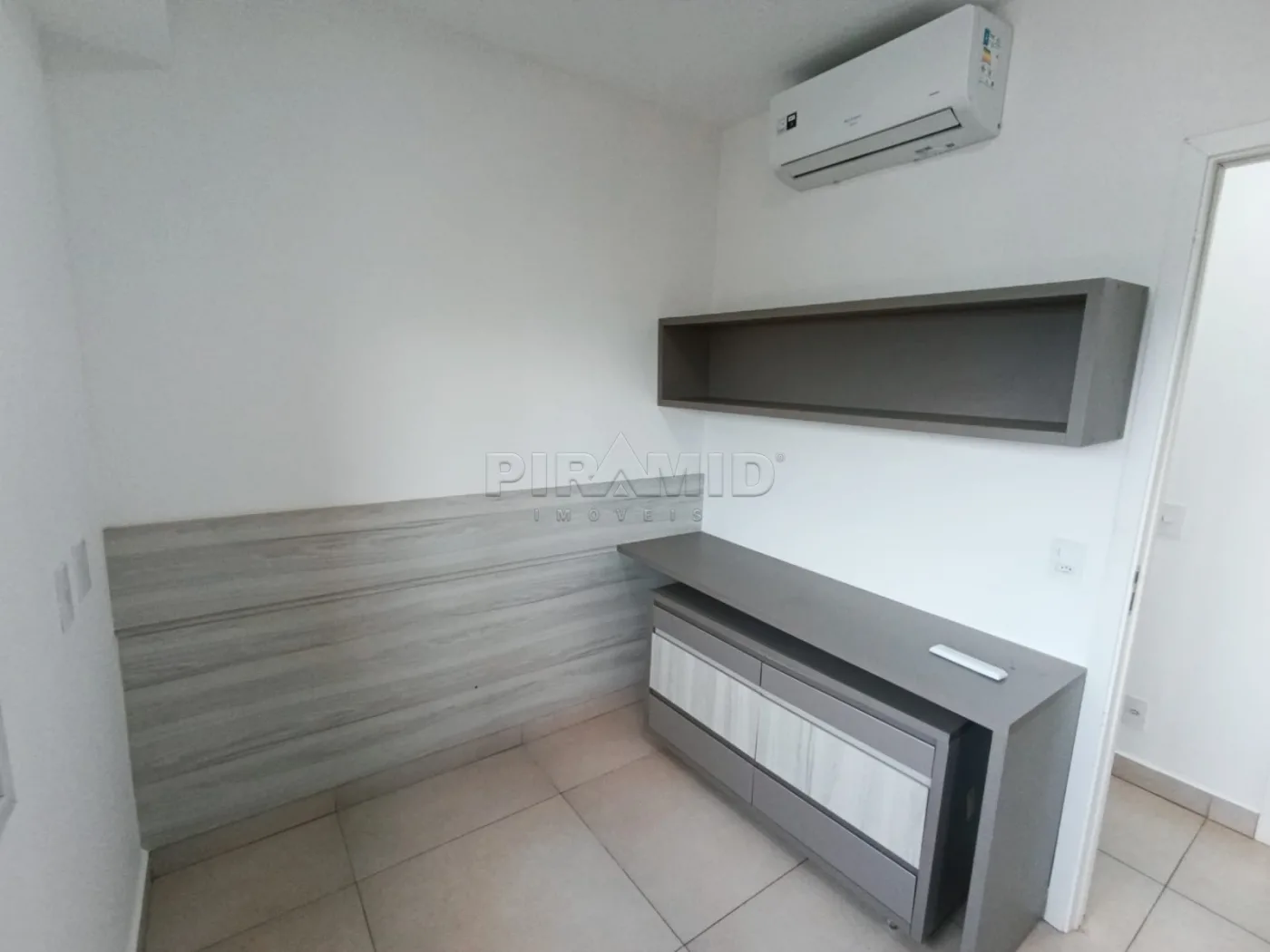 Alugar Apartamento / Padr&atilde;o em Ribeir&atilde;o Preto R$ 3.500,00 - Foto 17