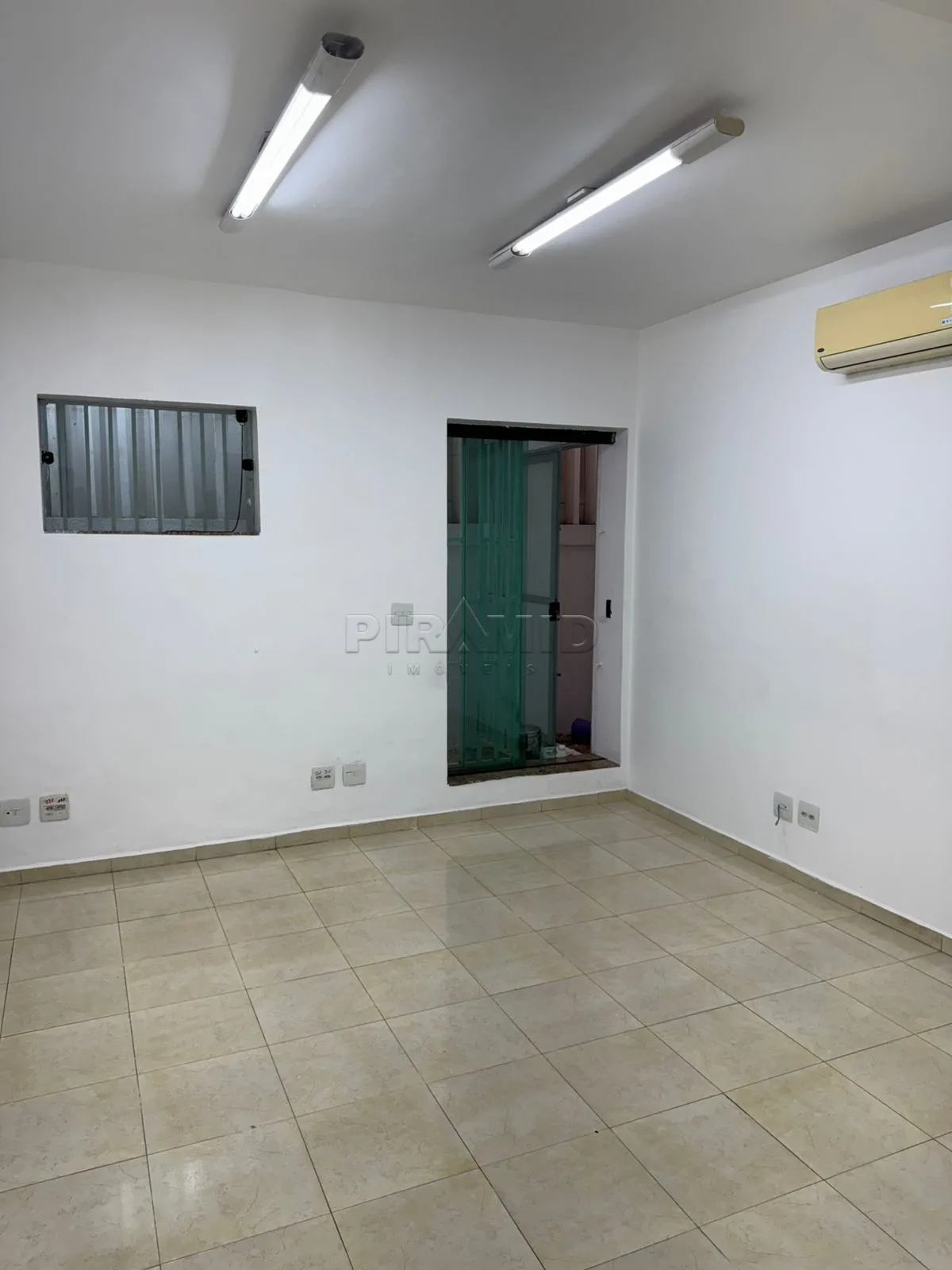 Alugar Comercial / Ponto Comercial em Ribeir&atilde;o Preto R$ 1.600,00 - Foto 1