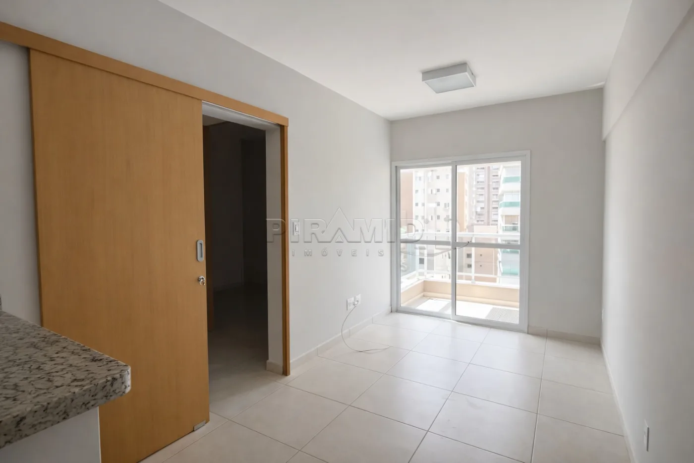 Comprar Apartamento / Padr&atilde;o em Ribeir&atilde;o Preto R$ 400.000,00 - Foto 1