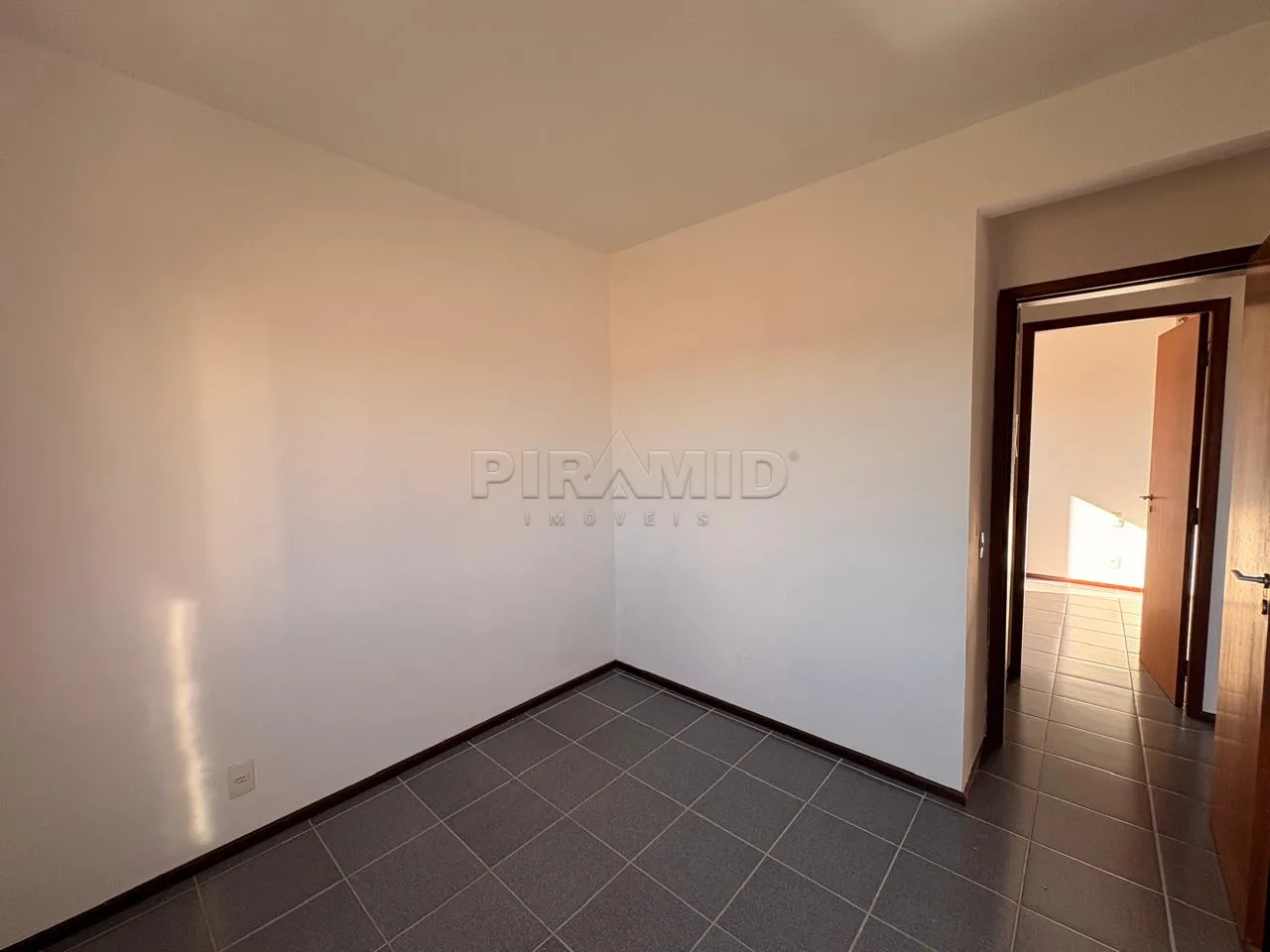 Comprar Apartamento / Padr&atilde;o em Ribeir&atilde;o Preto R$ 280.000,00 - Foto 19