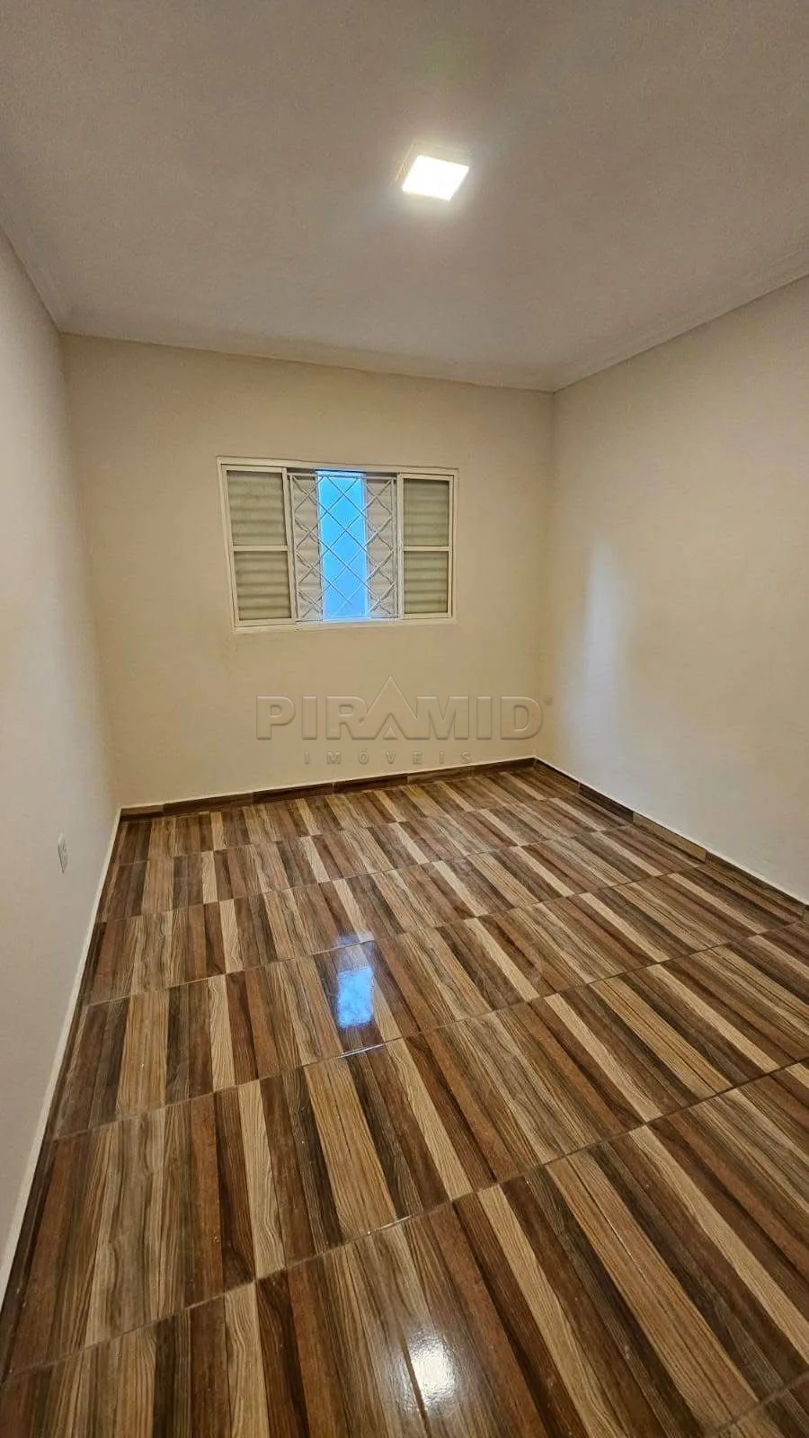 Comprar Casa / Padr&atilde;o em Ribeir&atilde;o Preto R$ 370.000,00 - Foto 8