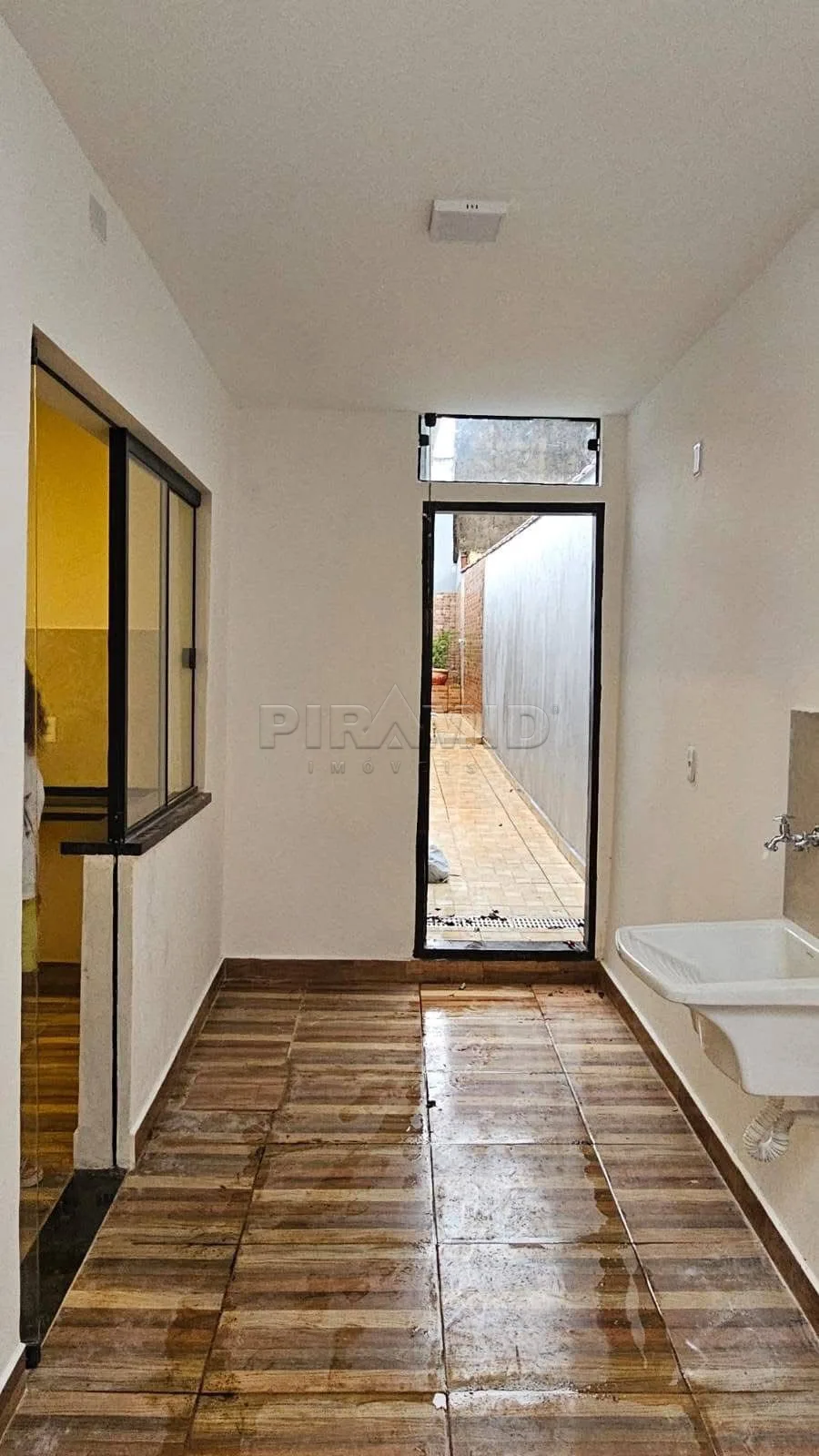 Comprar Casa / Padr&atilde;o em Ribeir&atilde;o Preto R$ 370.000,00 - Foto 13
