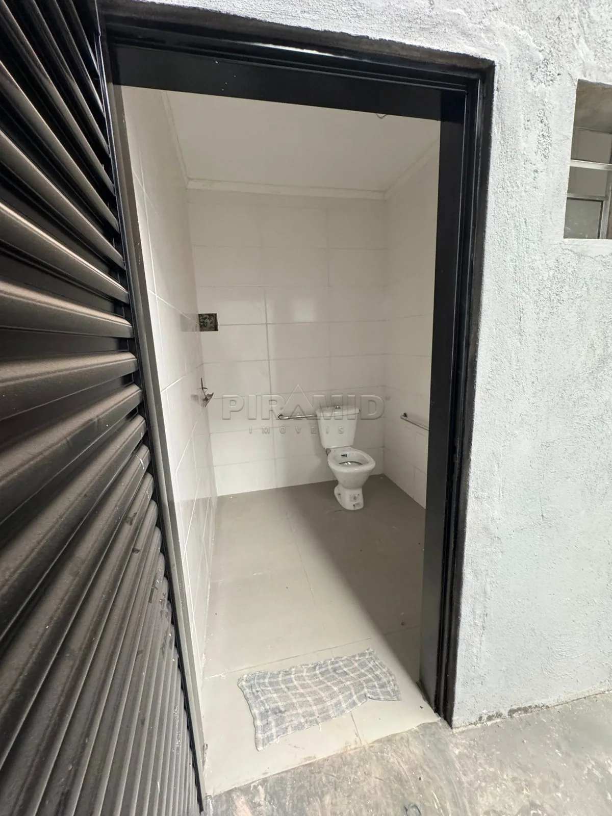 Comprar Comercial / Galp&atilde;o  Barrac&atilde;o em Ribeir&atilde;o Preto R$ 1.250.000,00 - Foto 9