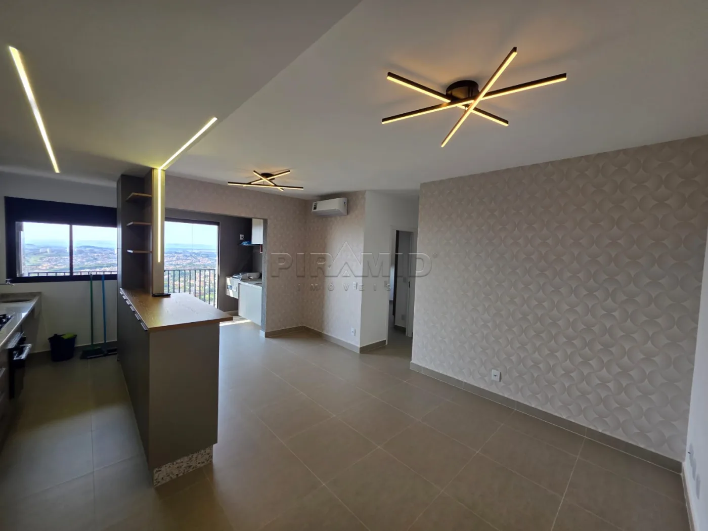 Alugar Apartamento / Padr&atilde;o em Ribeir&atilde;o Preto R$ 3.500,00 - Foto 1