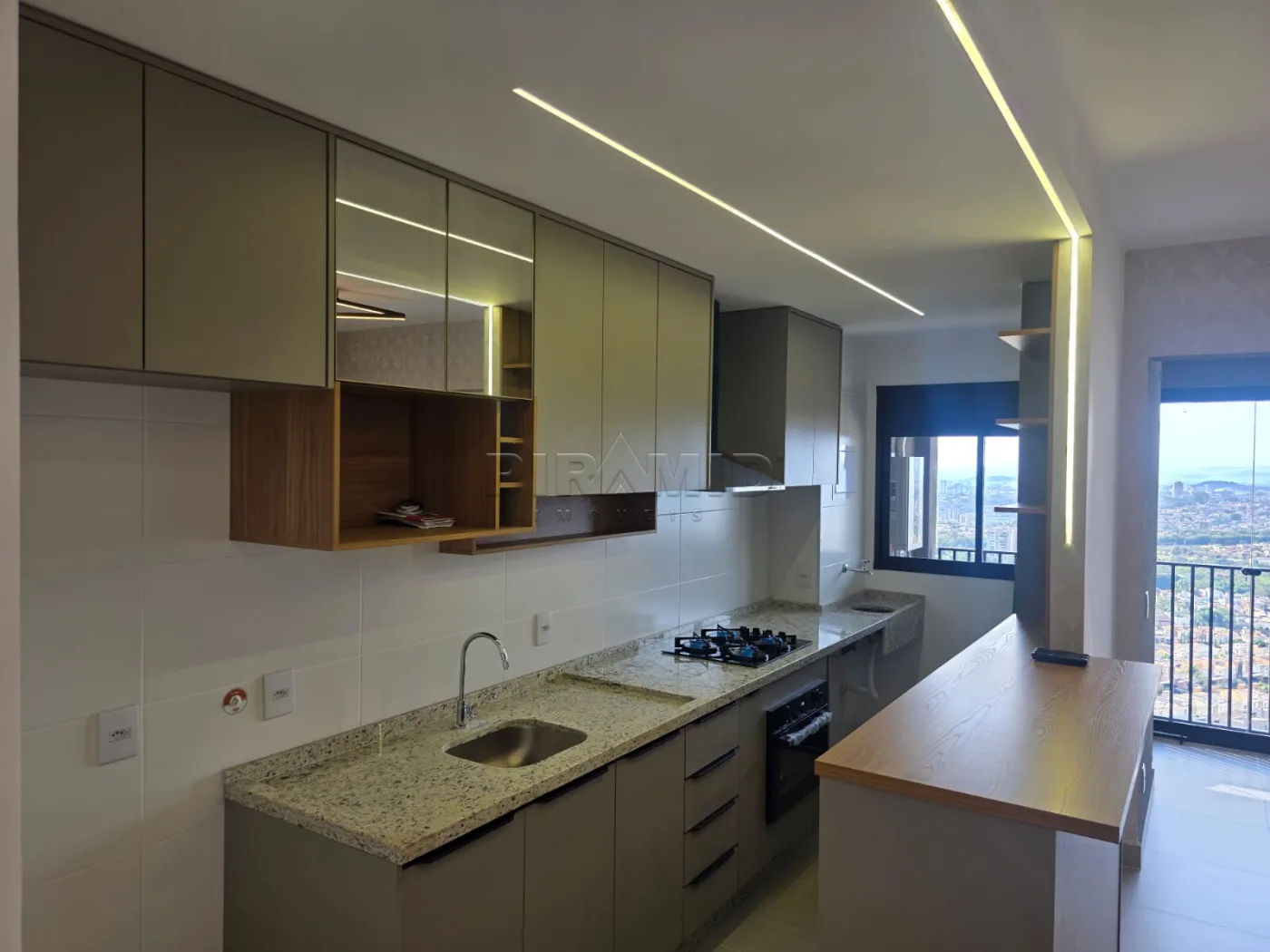 Alugar Apartamento / Padr&atilde;o em Ribeir&atilde;o Preto R$ 3.500,00 - Foto 3