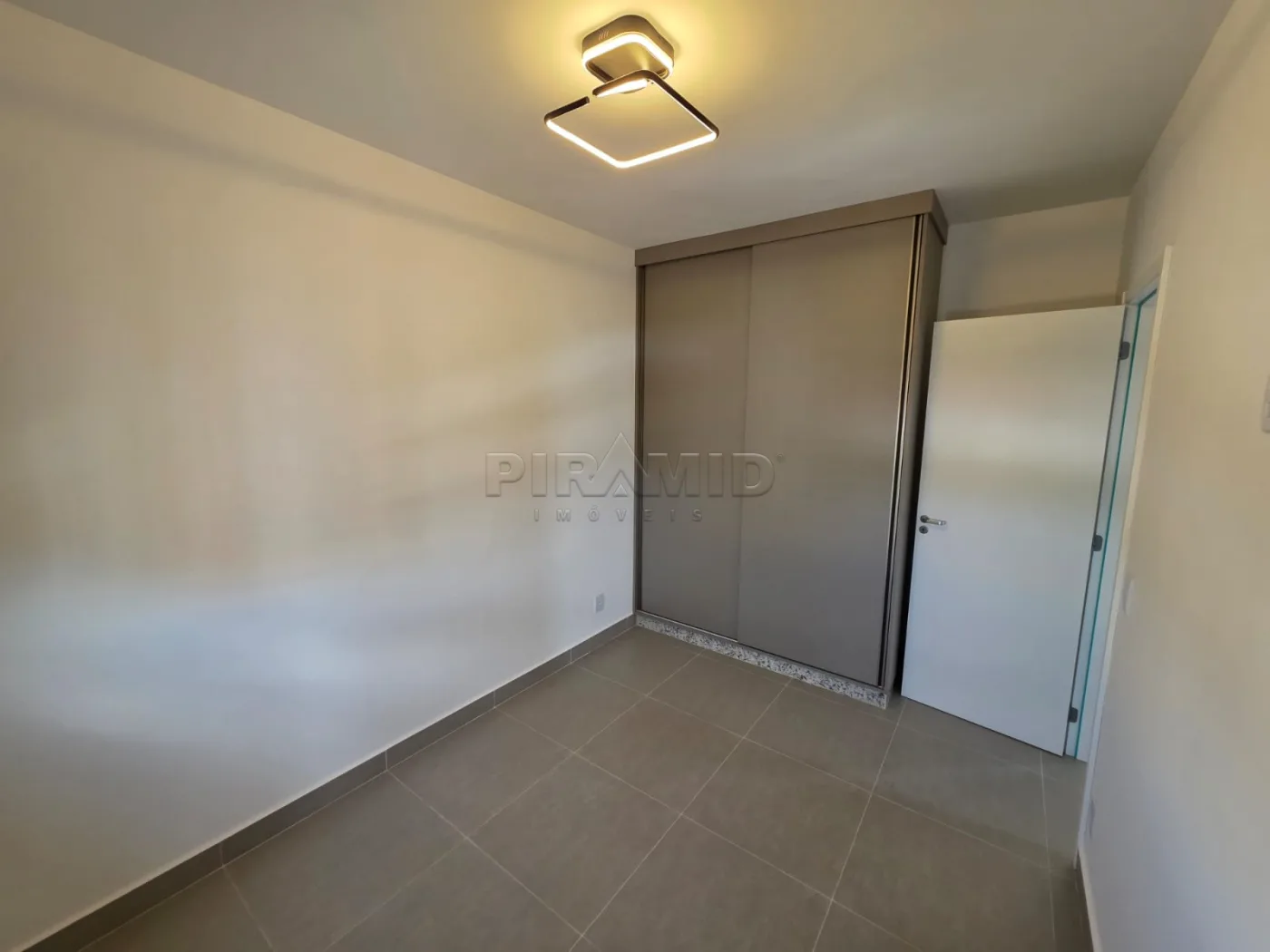Alugar Apartamento / Padr&atilde;o em Ribeir&atilde;o Preto R$ 3.500,00 - Foto 8
