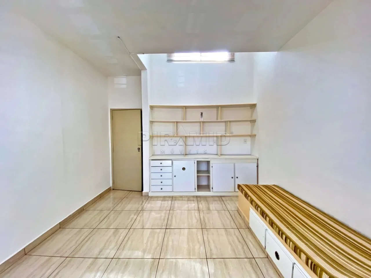 Alugar Comercial / Casa em Ribeir&atilde;o Preto R$ 2.500,00 - Foto 9
