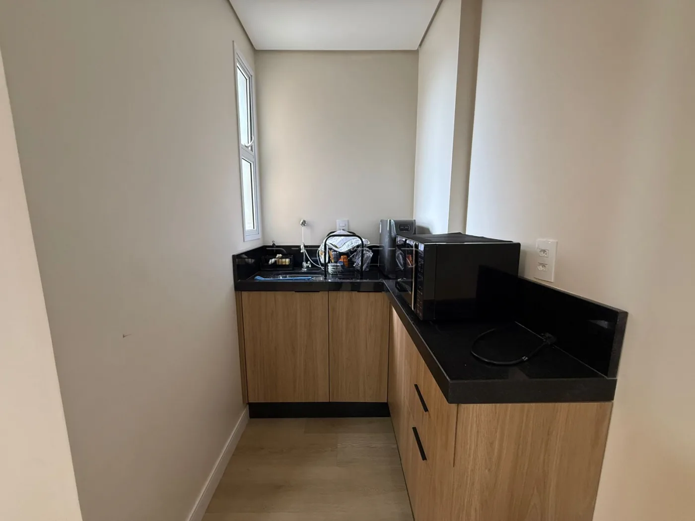 Alugar Comercial / Sala em Ribeir&atilde;o Preto R$ 2.700,00 - Foto 10