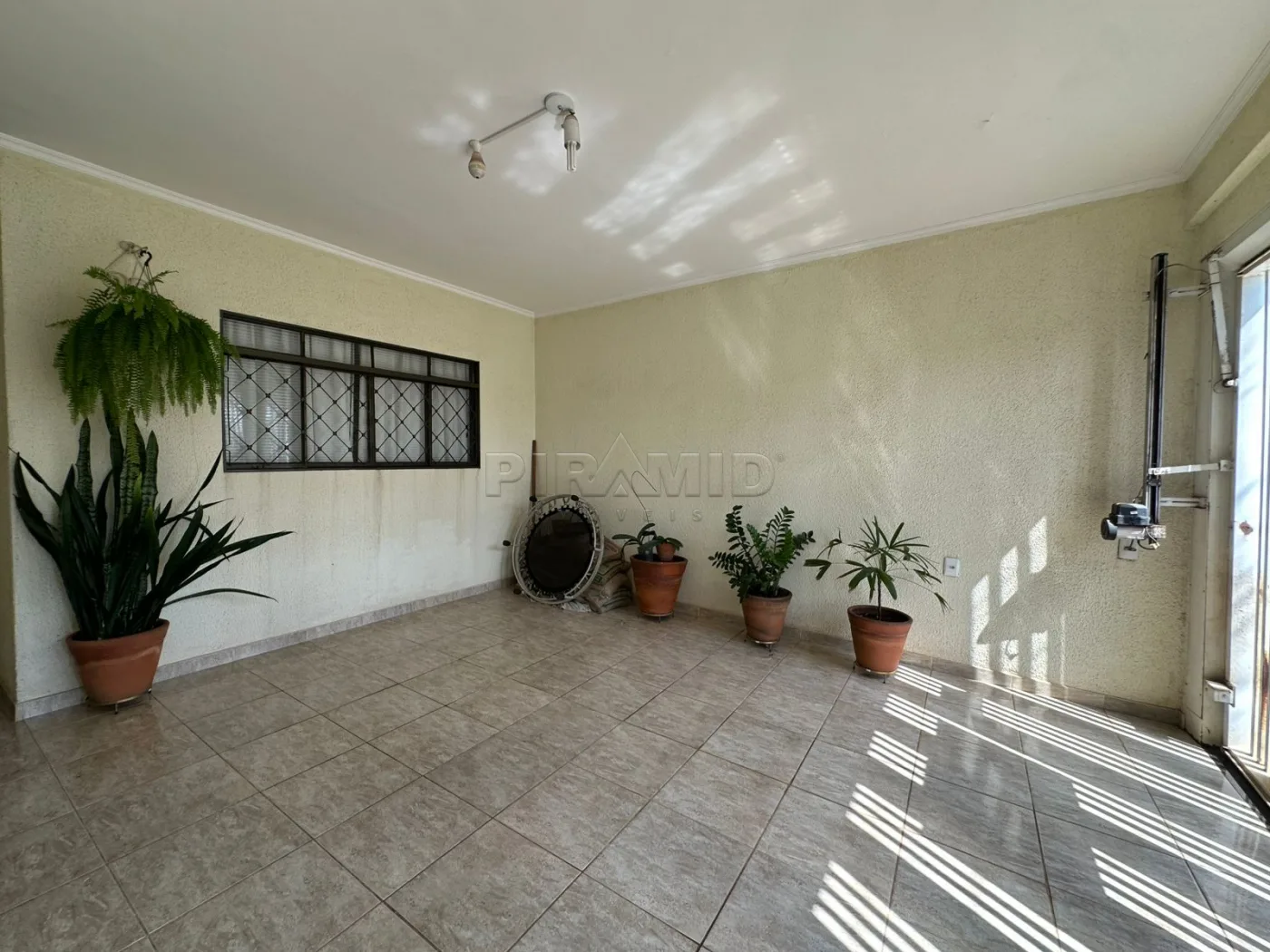 Comprar Casa / Padr&atilde;o em Ribeir&atilde;o Preto R$ 370.000,00 - Foto 1
