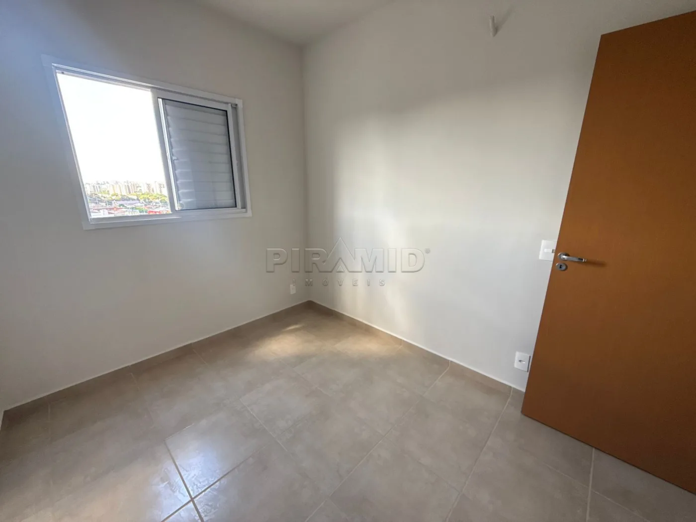 Alugar Apartamento / Padr&atilde;o em Ribeir&atilde;o Preto R$ 1.200,00 - Foto 7