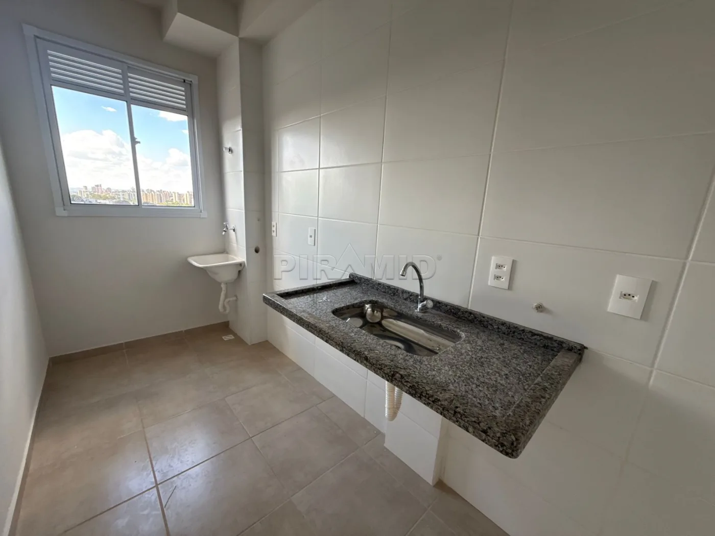 Alugar Apartamento / Padr&atilde;o em Ribeir&atilde;o Preto R$ 1.200,00 - Foto 13