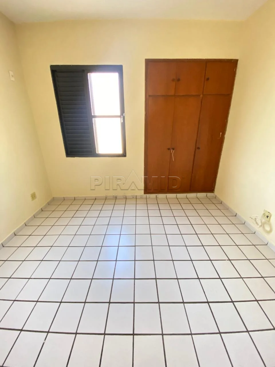 Alugar Apartamento / Padr&atilde;o em Ribeir&atilde;o Preto R$ 2.000,00 - Foto 8
