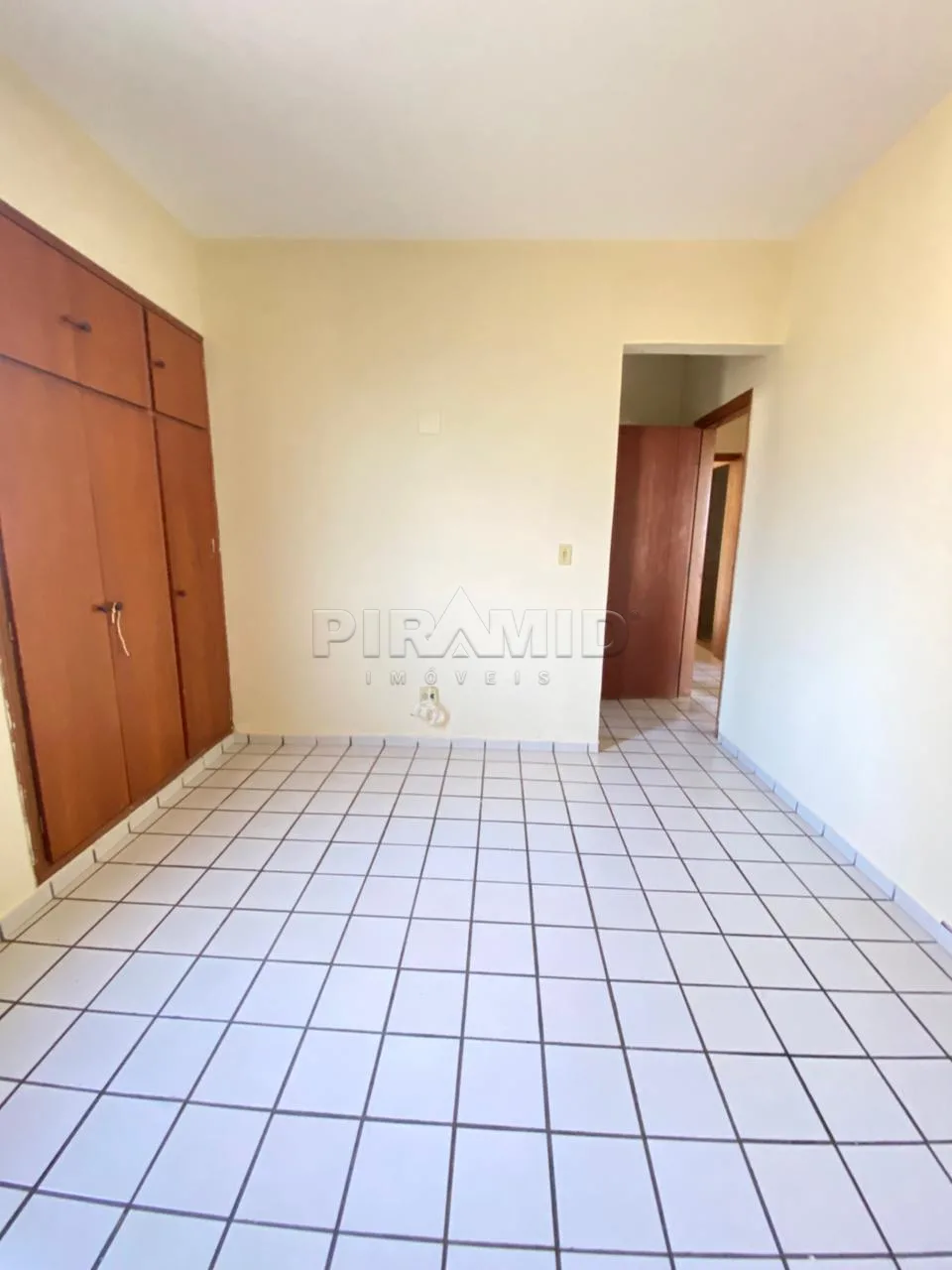 Alugar Apartamento / Padr&atilde;o em Ribeir&atilde;o Preto R$ 2.000,00 - Foto 9