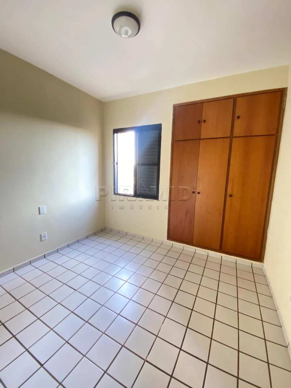 Alugar Apartamento / Padr&atilde;o em Ribeir&atilde;o Preto R$ 2.000,00 - Foto 10