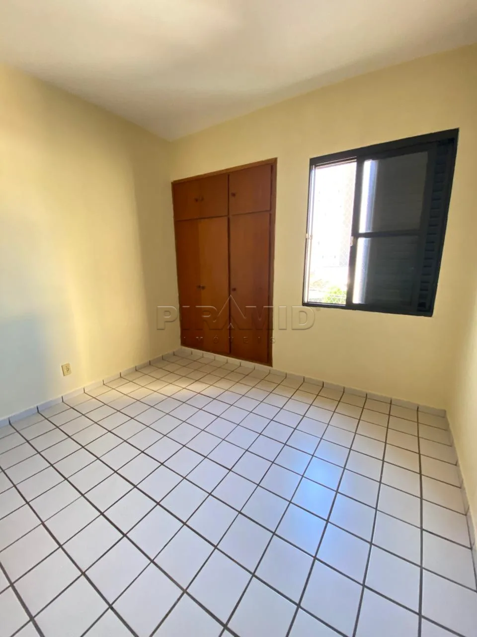 Alugar Apartamento / Padr&atilde;o em Ribeir&atilde;o Preto R$ 2.000,00 - Foto 15