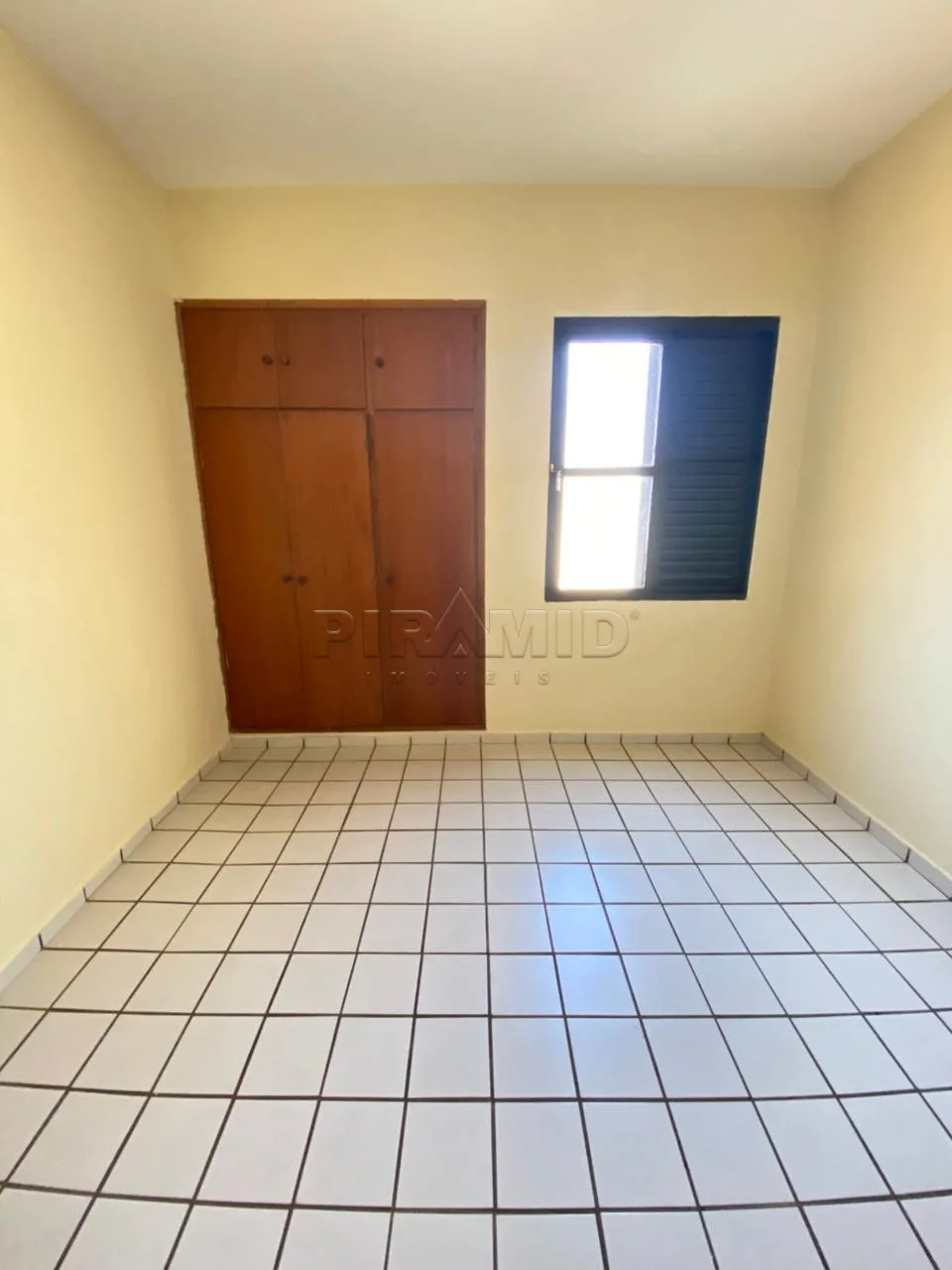 Alugar Apartamento / Padr&atilde;o em Ribeir&atilde;o Preto R$ 2.000,00 - Foto 16