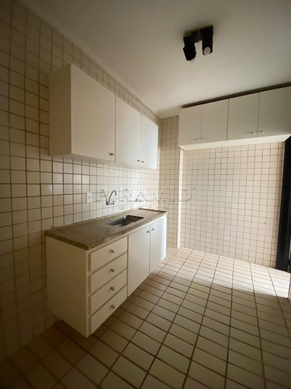 Alugar Apartamento / Padr&atilde;o em Ribeir&atilde;o Preto R$ 2.000,00 - Foto 21