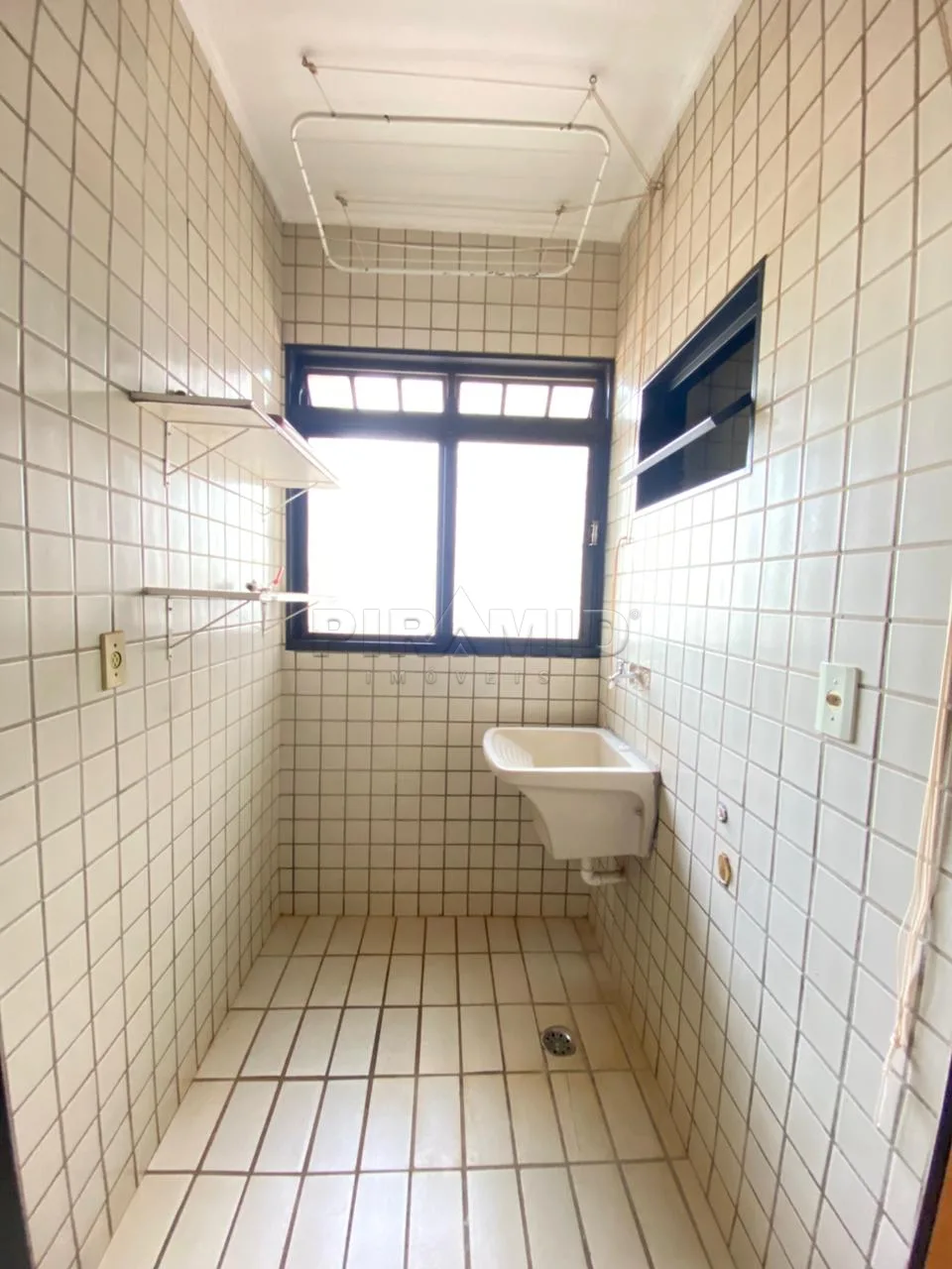 Alugar Apartamento / Padr&atilde;o em Ribeir&atilde;o Preto R$ 2.000,00 - Foto 22