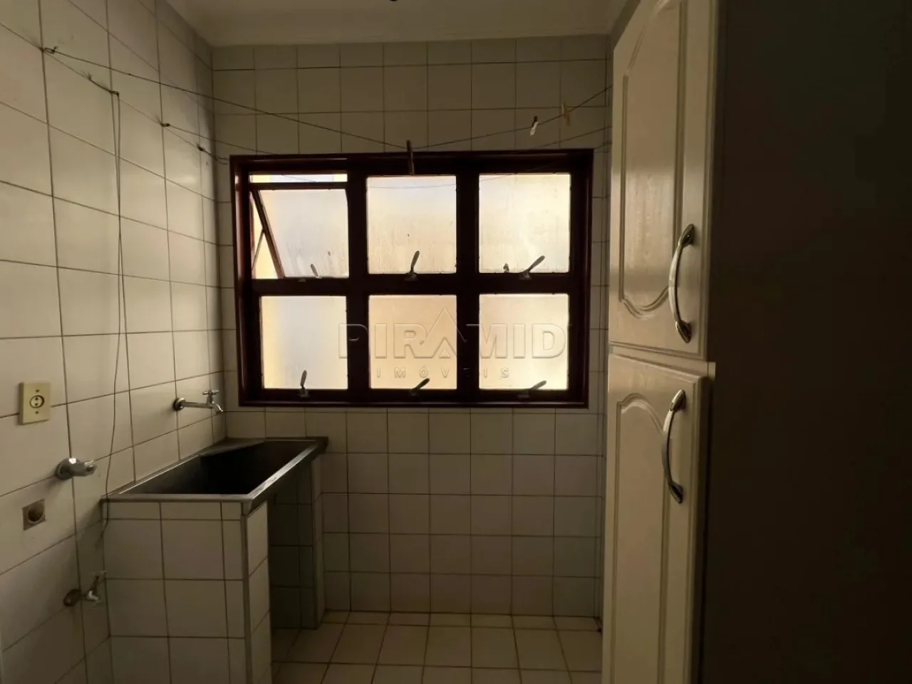 Alugar Apartamento / Padr&atilde;o em Ribeir&atilde;o Preto R$ 1.600,00 - Foto 10