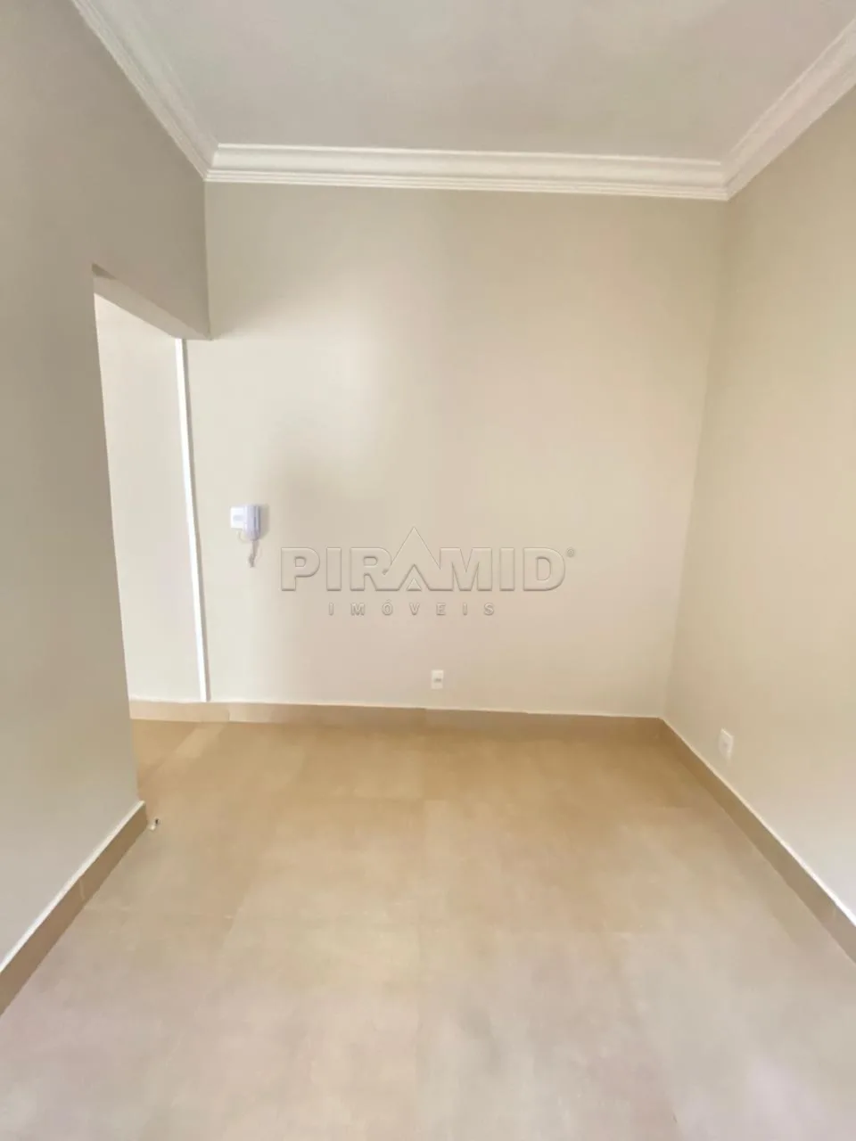 Alugar Comercial / Sala em Ribeir&atilde;o Preto R$ 1.600,00 - Foto 8