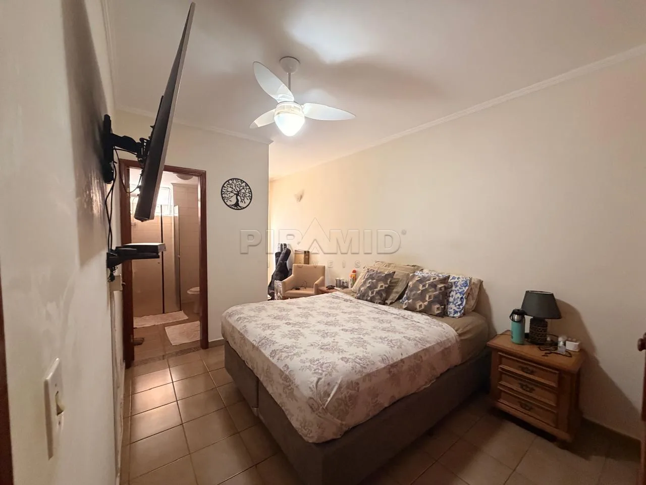 Comprar Apartamento / Padr&atilde;o em Ribeir&atilde;o Preto R$ 370.000,00 - Foto 3