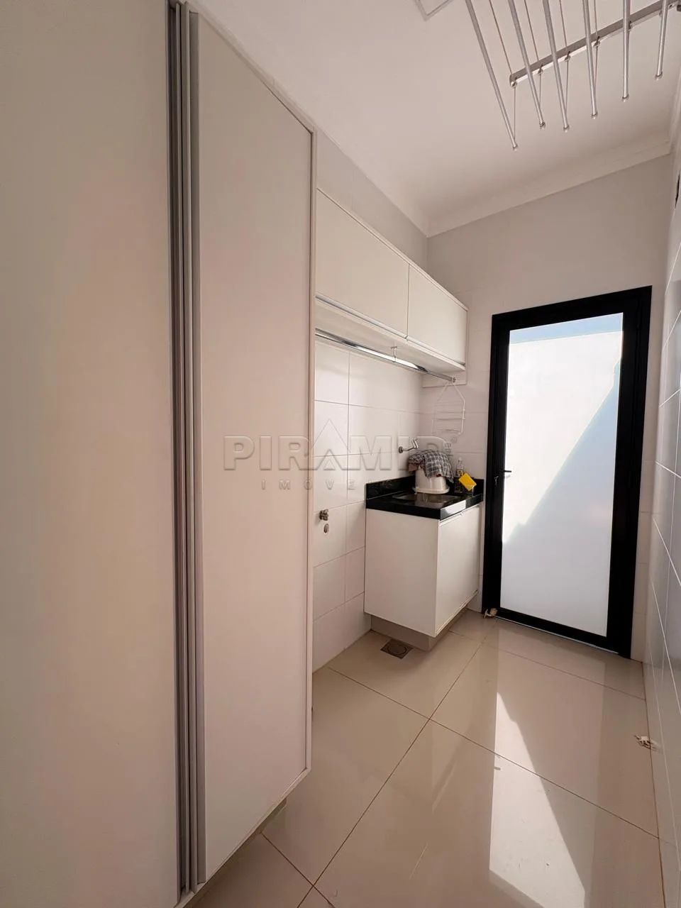 Comprar Casa / Condom&iacute;nio em Ribeir&atilde;o Preto R$ 1.140.000,00 - Foto 31