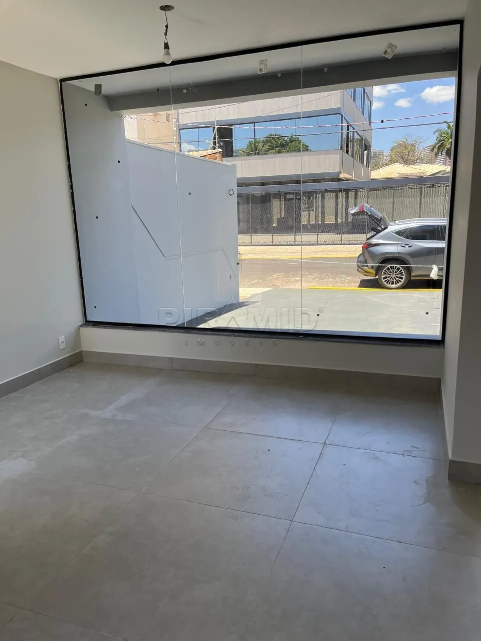 Alugar Comercial / Sal&atilde;o em Ribeir&atilde;o Preto R$ 9.800,00 - Foto 3
