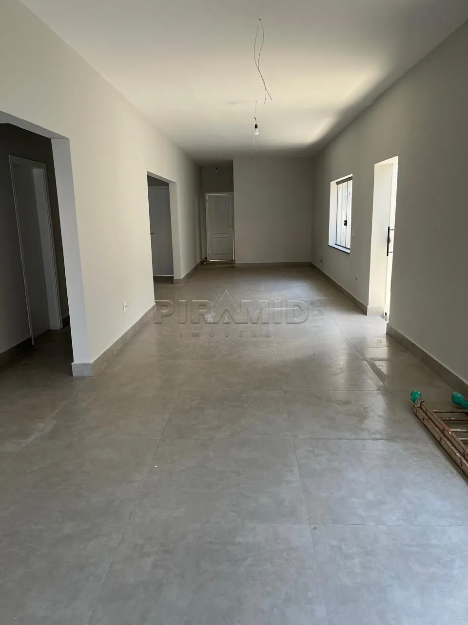 Alugar Comercial / Sal&atilde;o em Ribeir&atilde;o Preto R$ 9.800,00 - Foto 4