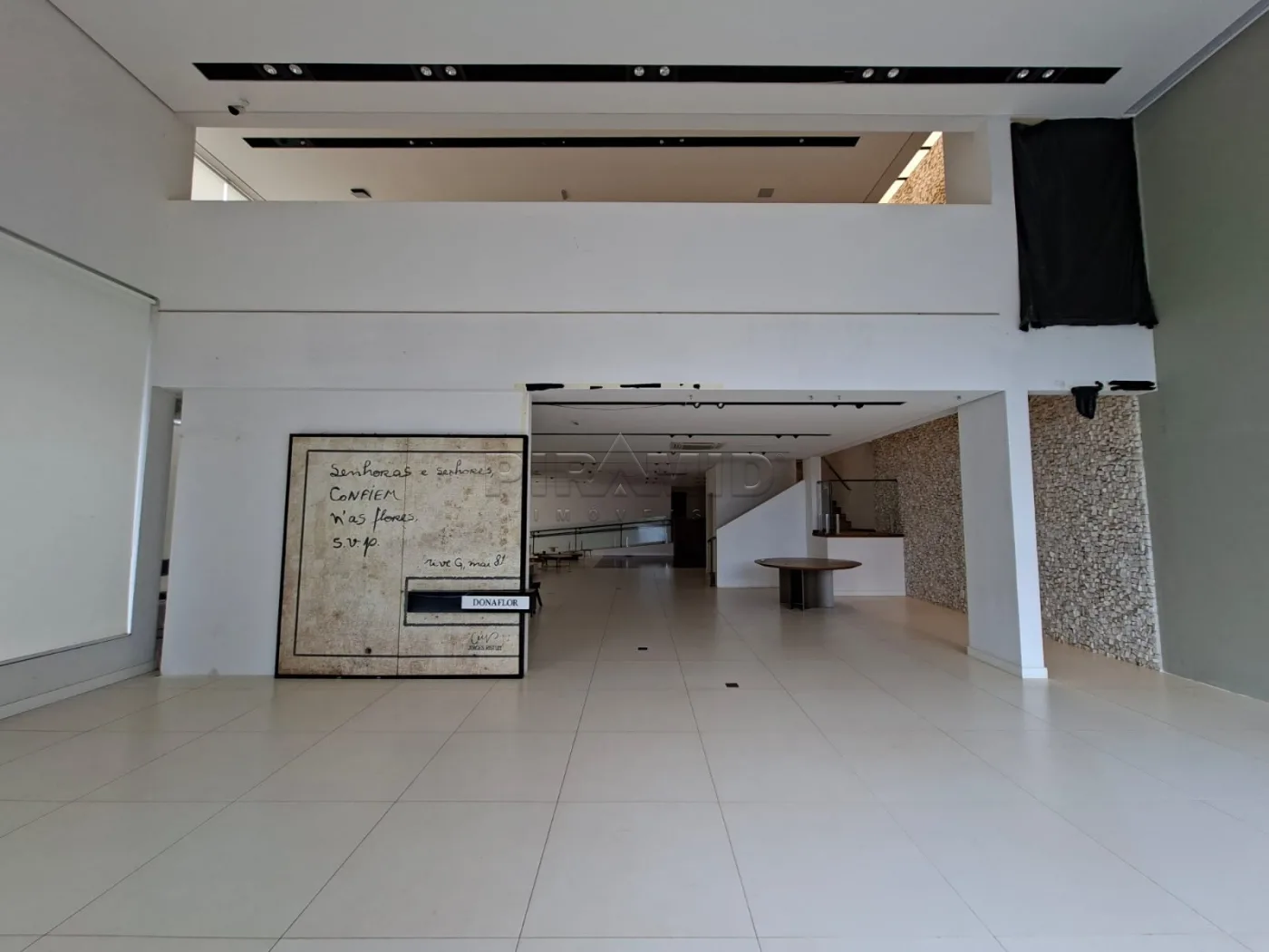 Alugar Comercial / Sal&atilde;o em Ribeir&atilde;o Preto R$ 45.000,00 - Foto 1