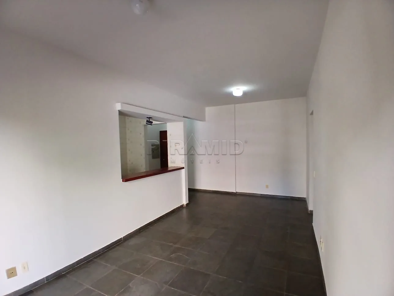 Alugar Apartamento / Padr&atilde;o em Ribeir&atilde;o Preto R$ 1.400,00 - Foto 2
