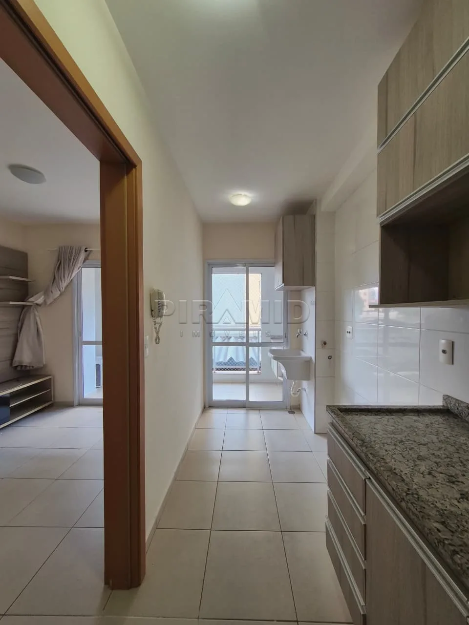 Comprar Apartamento / Padr&atilde;o em Ribeir&atilde;o Preto R$ 270.000,00 - Foto 3