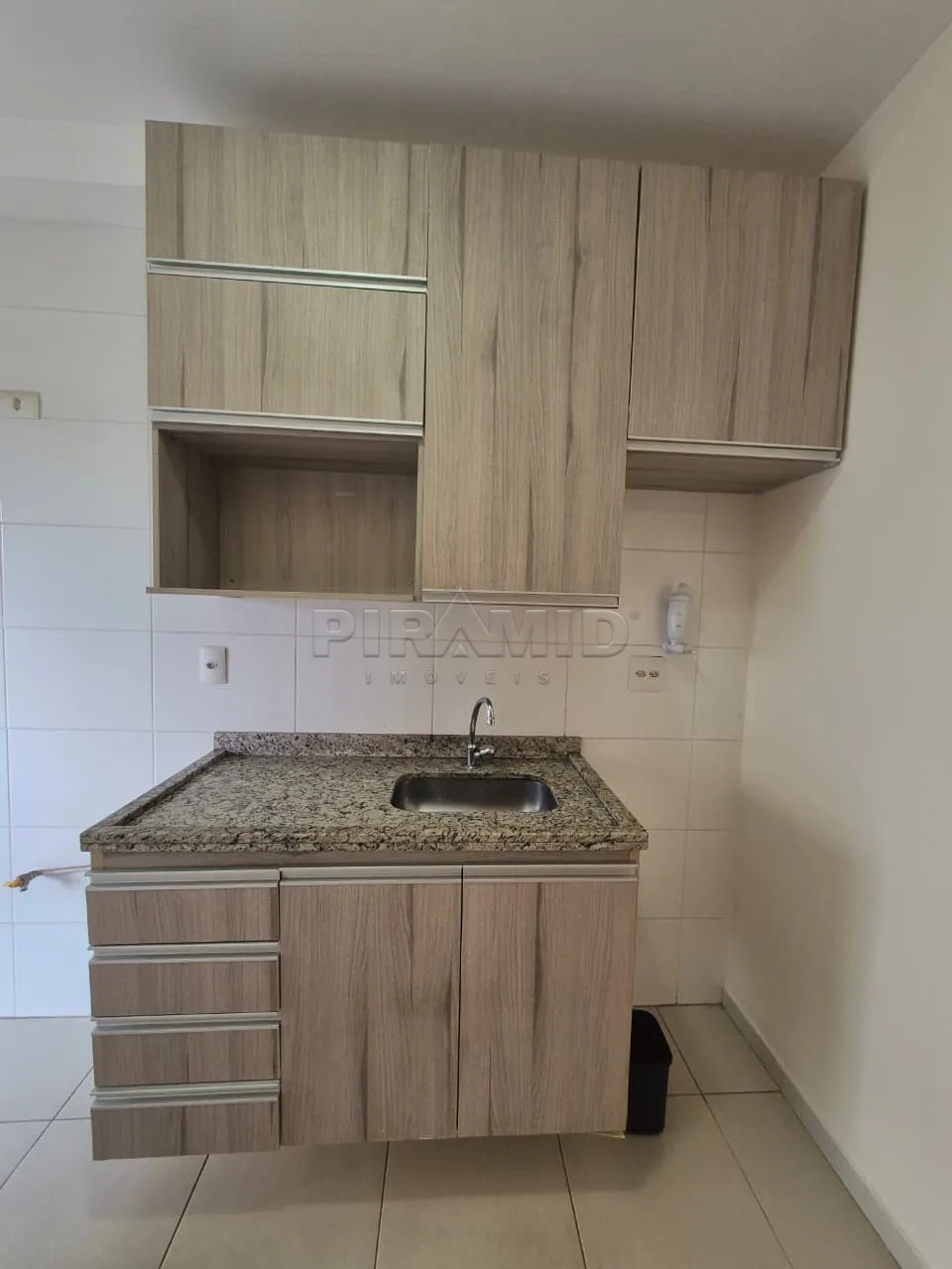 Comprar Apartamento / Padr&atilde;o em Ribeir&atilde;o Preto R$ 270.000,00 - Foto 7