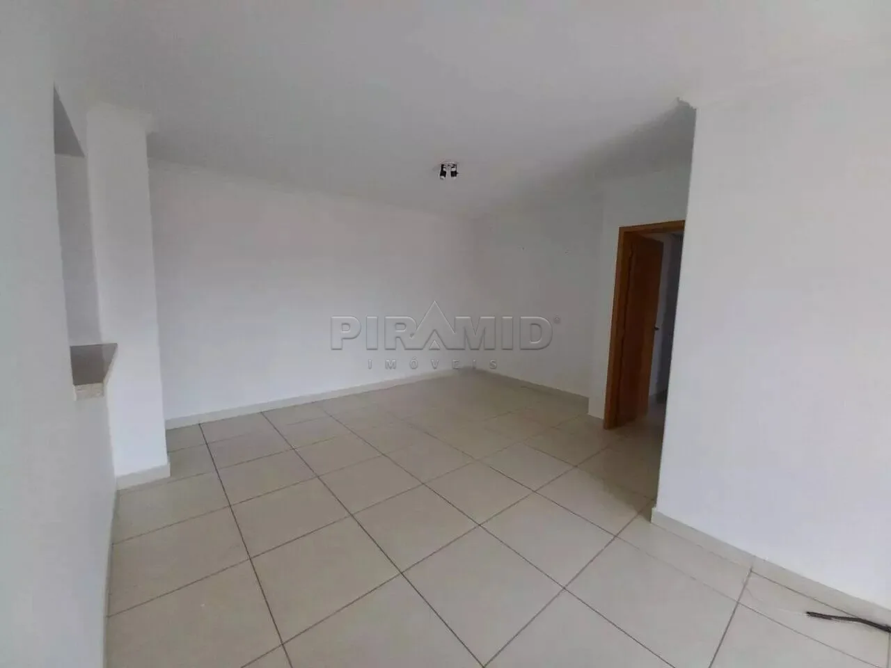Alugar Apartamento / Padr&atilde;o em Ribeir&atilde;o Preto R$ 3.000,00 - Foto 4