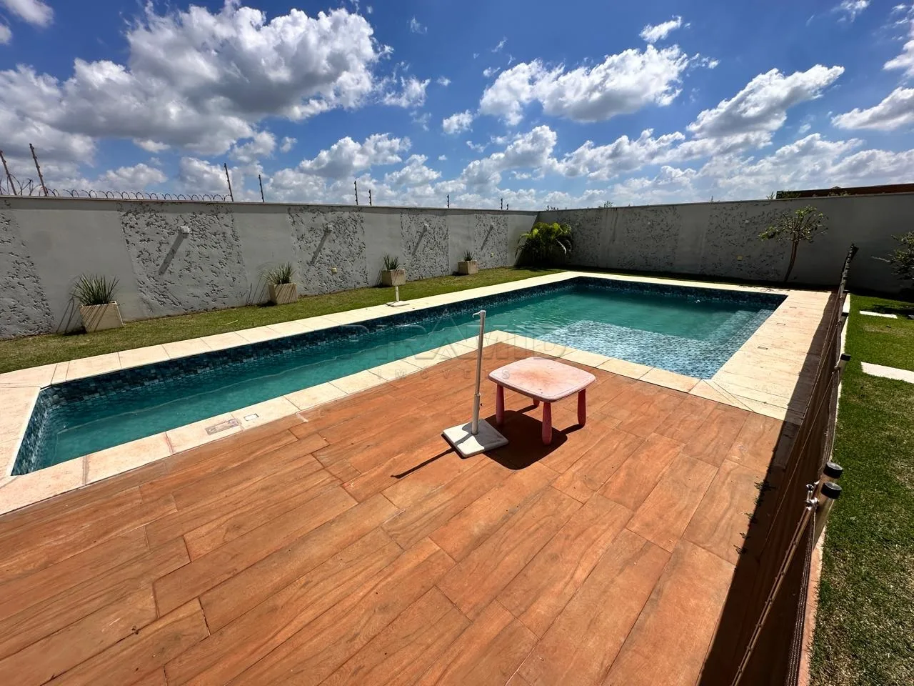 Comprar Casa / Condom&iacute;nio em Cravinhos R$ 1.490.000,00 - Foto 4
