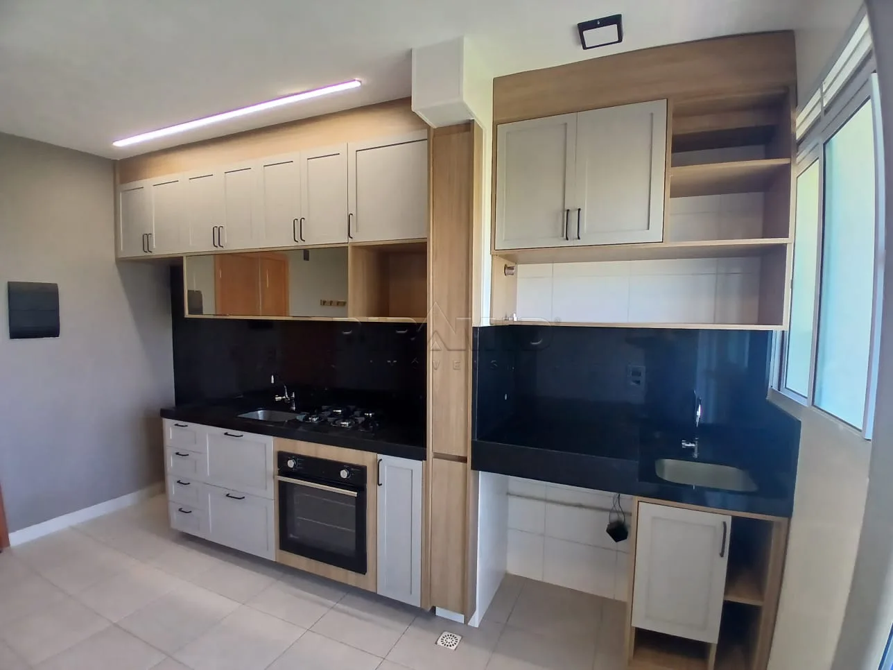 Alugar Apartamento / Padr&atilde;o em Ribeir&atilde;o Preto R$ 2.200,00 - Foto 3