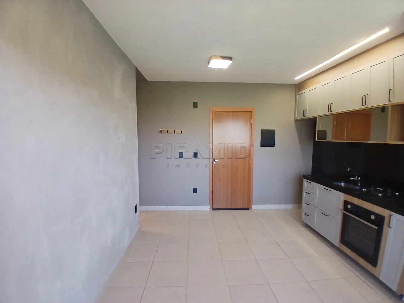 Alugar Apartamento / Padr&atilde;o em Ribeir&atilde;o Preto R$ 2.200,00 - Foto 4